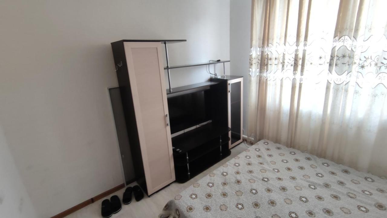 Хостел На Барахолки Almaty Eksteriør bilde